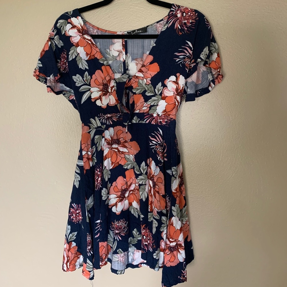 Lulu’s floral tie front summer dress